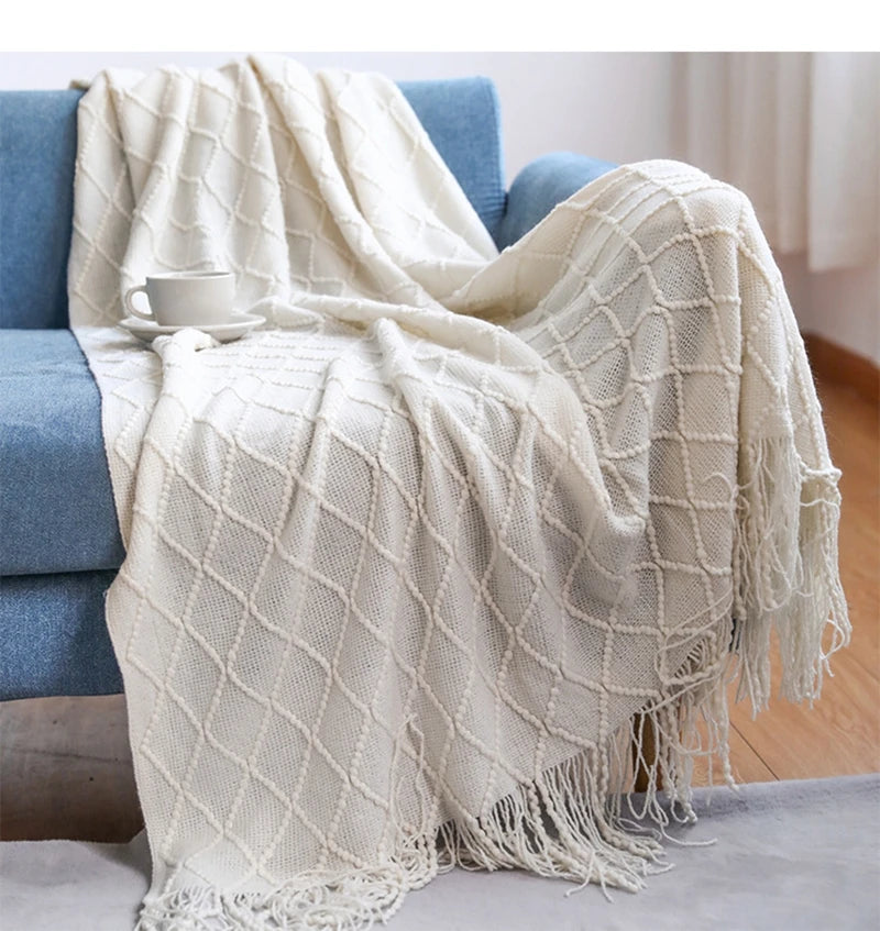 Snugheim Nordic Knitted Tassel Throw