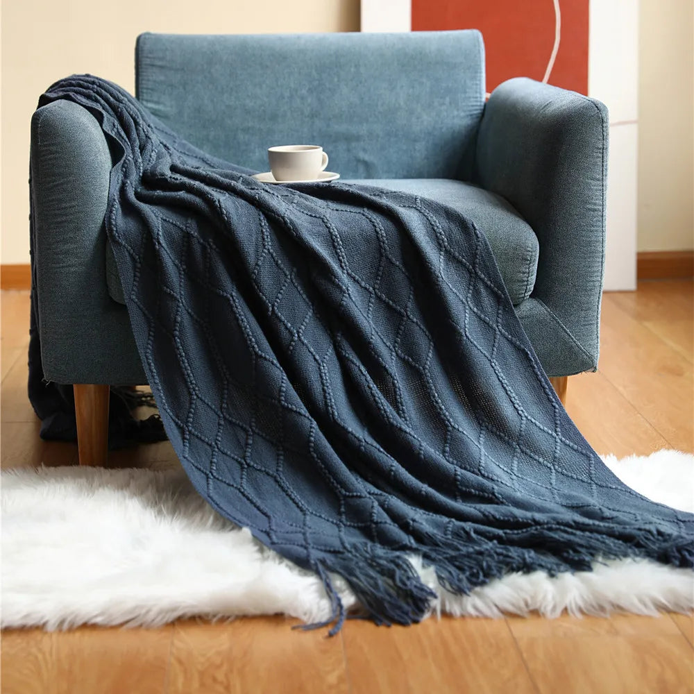 Snugheim Nordic Knitted Tassel Throw